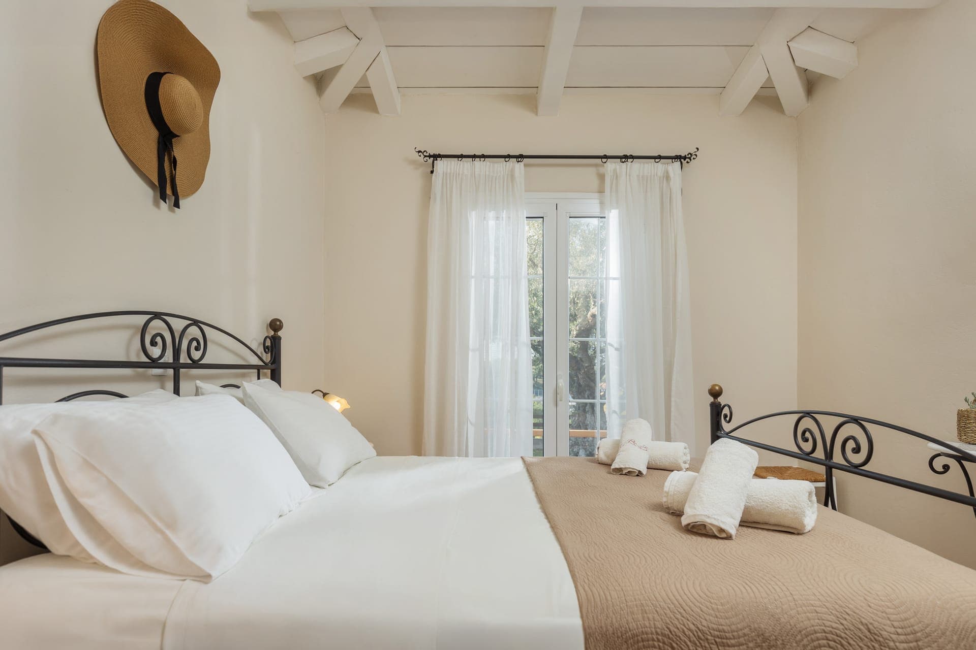 room-types-ILYESSA-GERAN-0.jpg