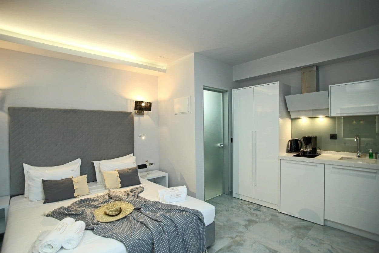 room-types-IMAGINESTD-PREMGF-0.jpg