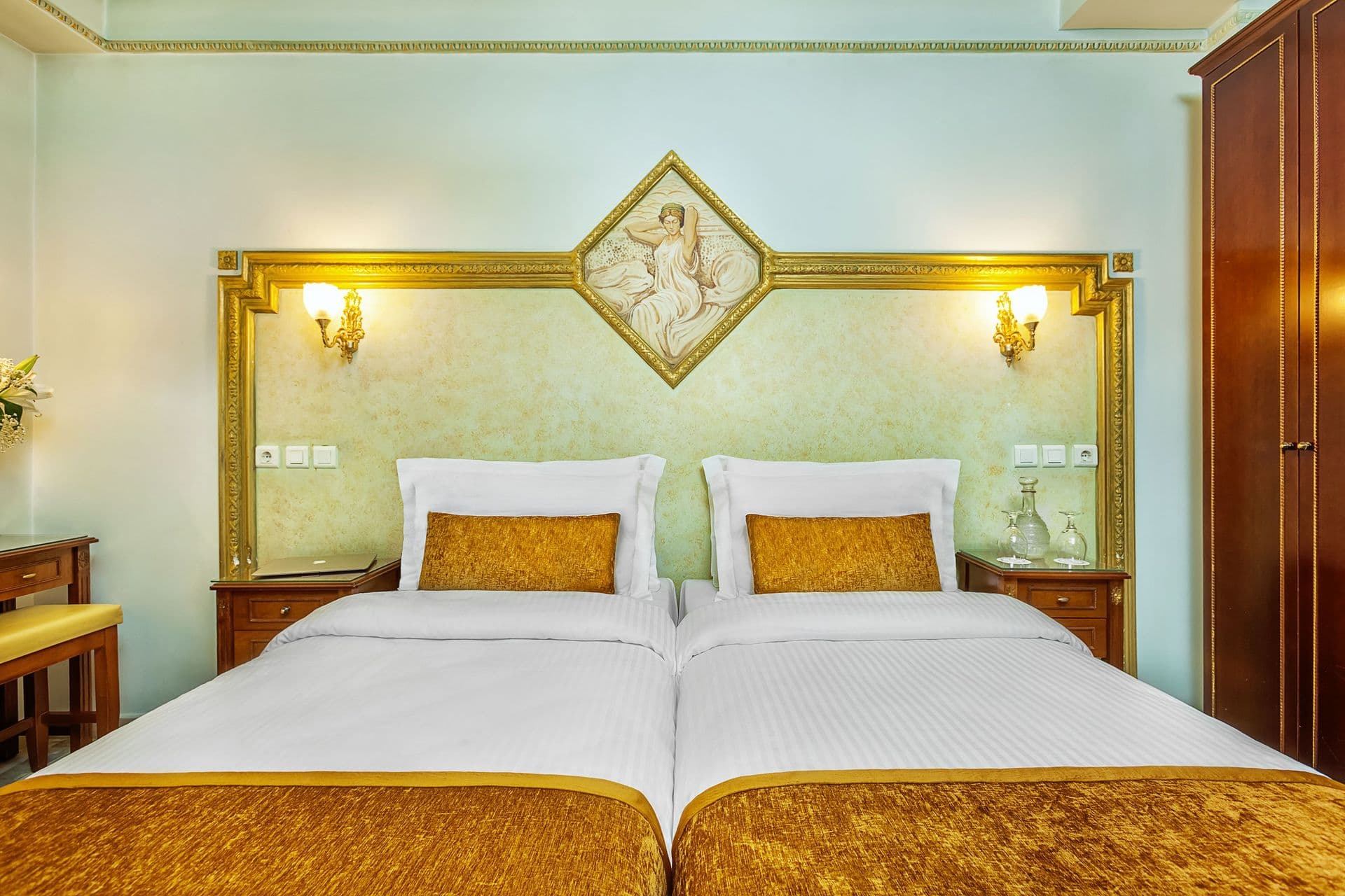 room-types-IMPERIALPA-TWINBV-0.jpg