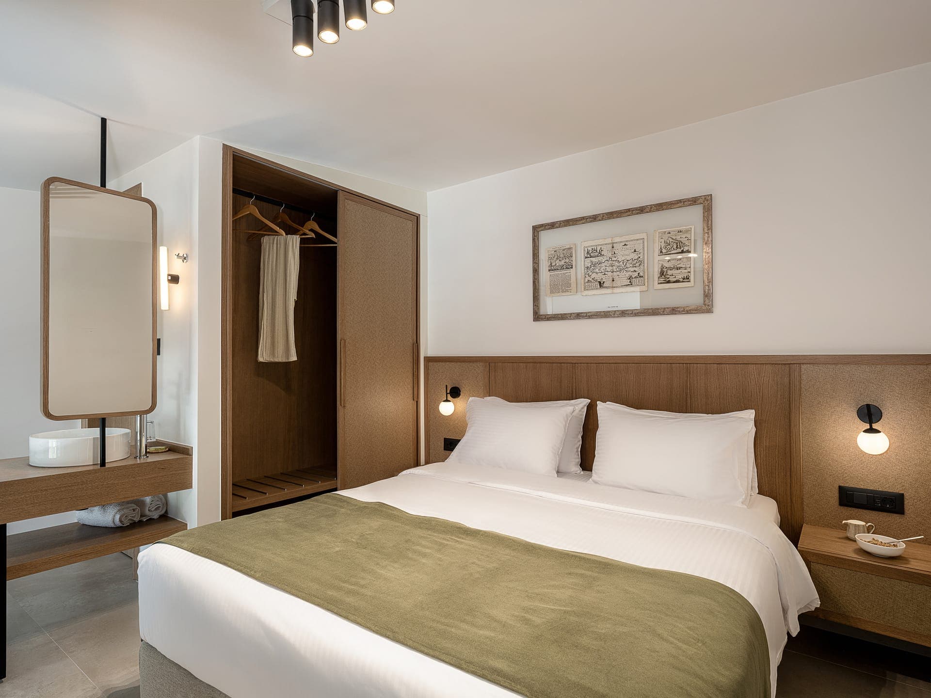 room-types-INEASOLE-JNR-0.jpg