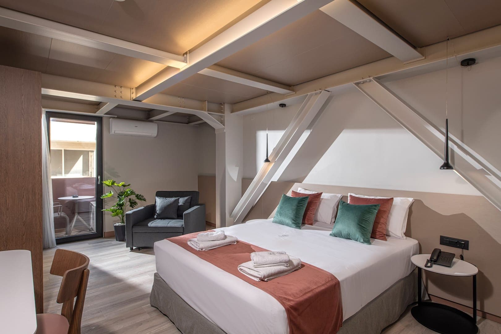 room-types-INFINITYCI-TRIPLE-0.jpg