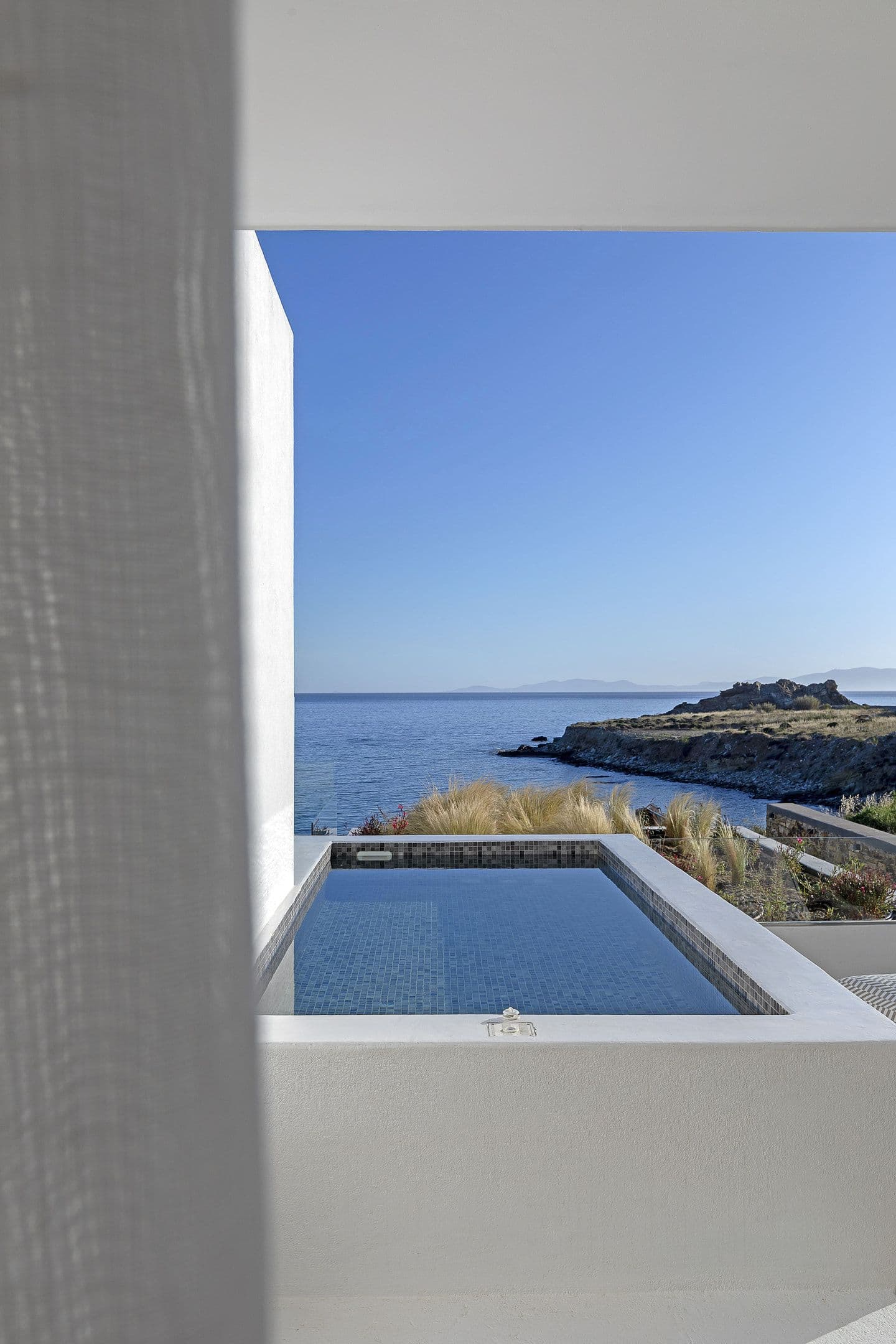 1st floor balcony