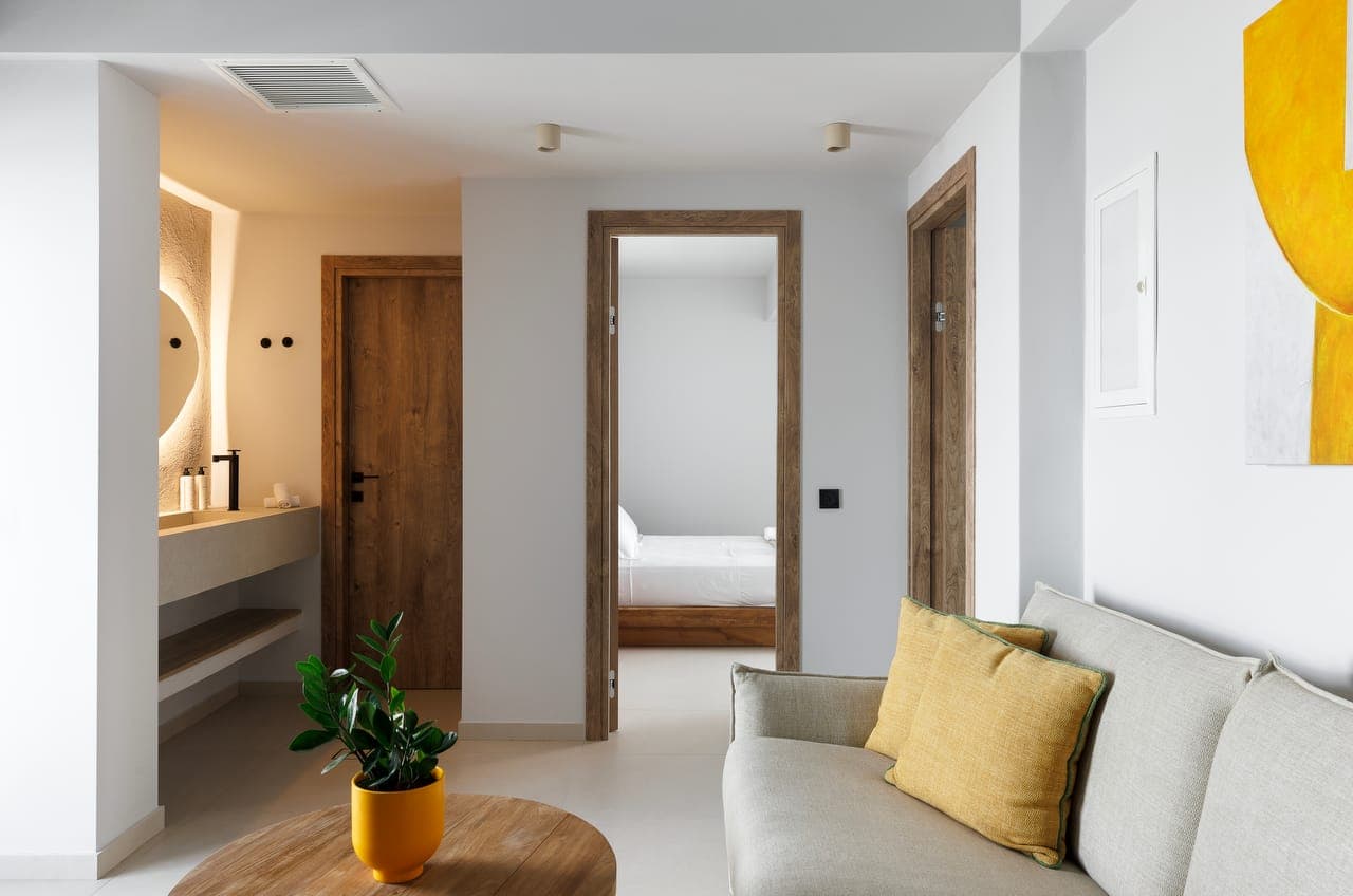 room-types-INFITINOS-SVS02-0.jpg