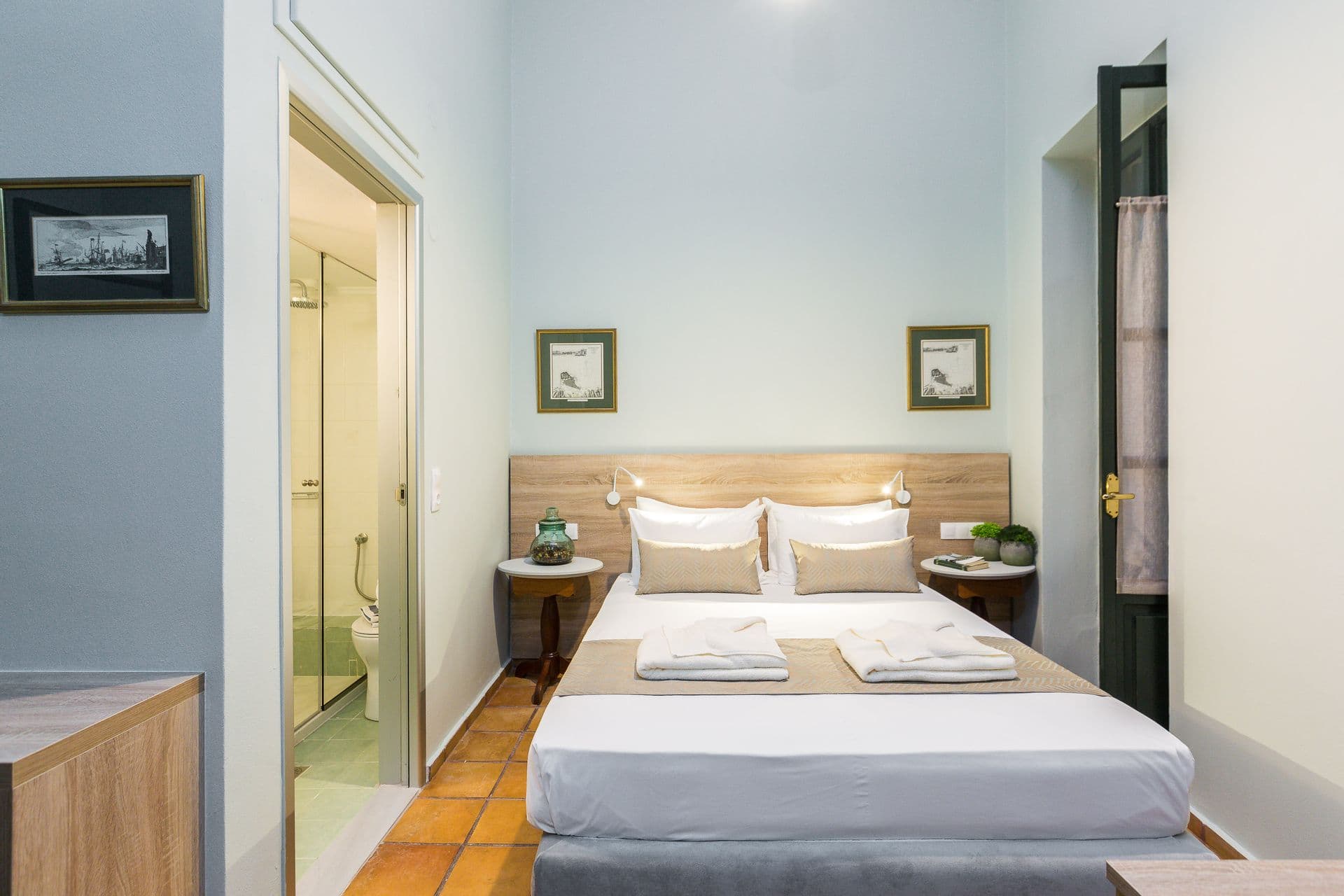 room-types-INKHOUSEUR-DBLSTB-0.jpg