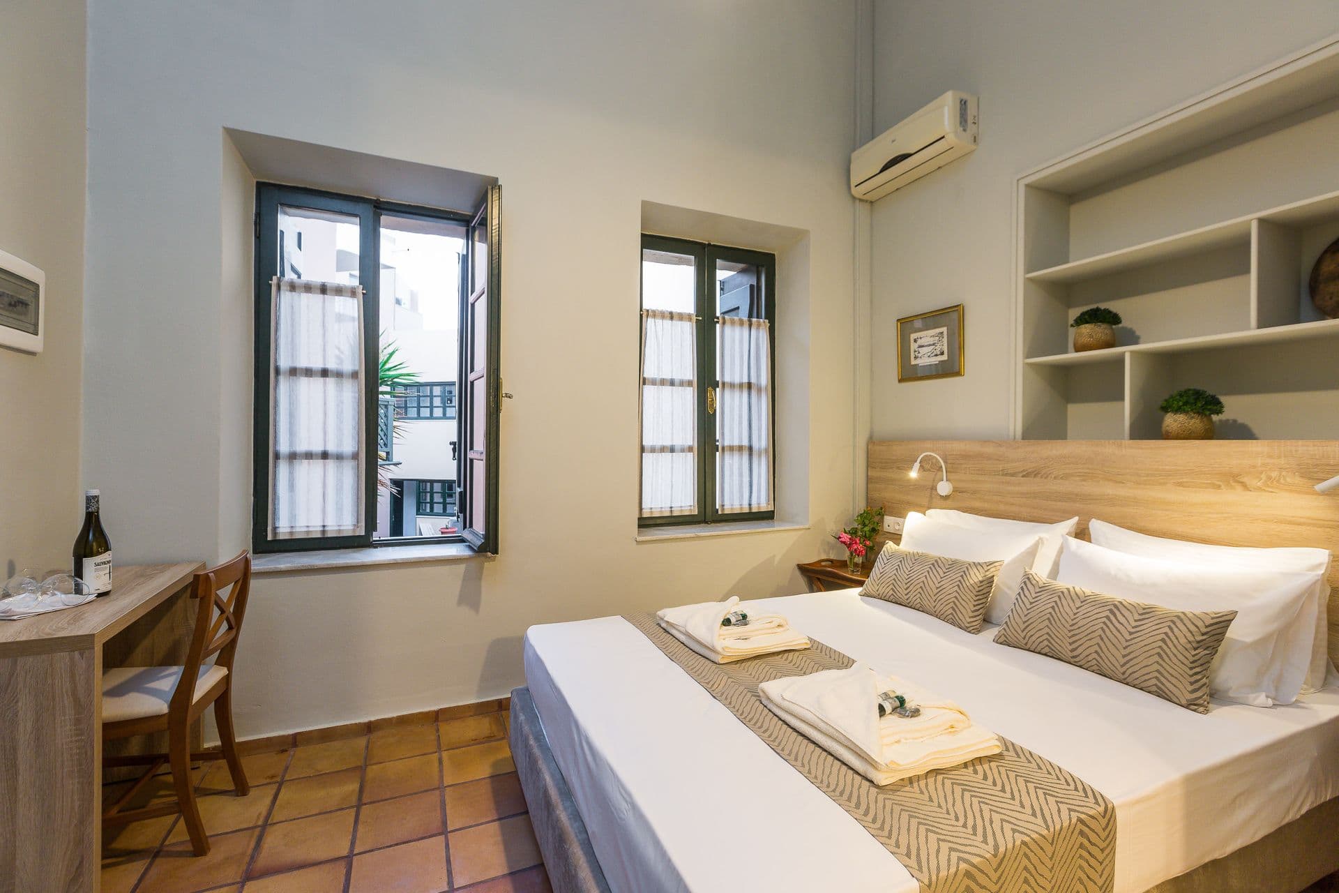 room-types-INKHOUSEUR-DBLSTD-0.jpg