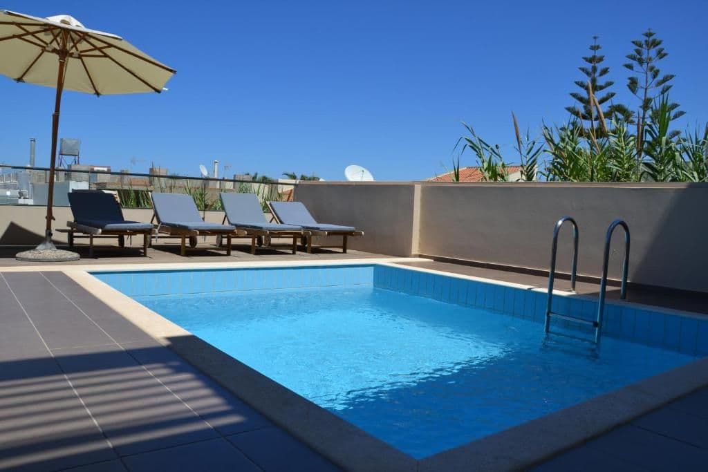 Private Pool area