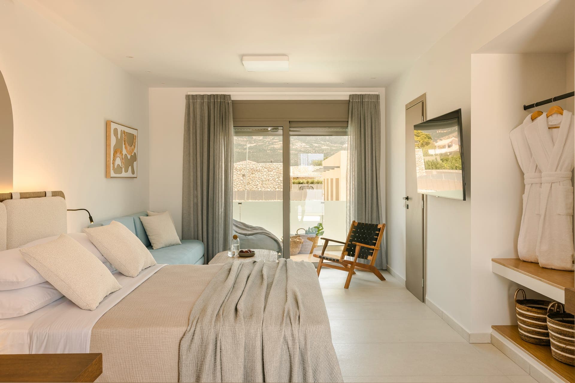 room-types-IONIANTR-JUNIOR-0.jpg