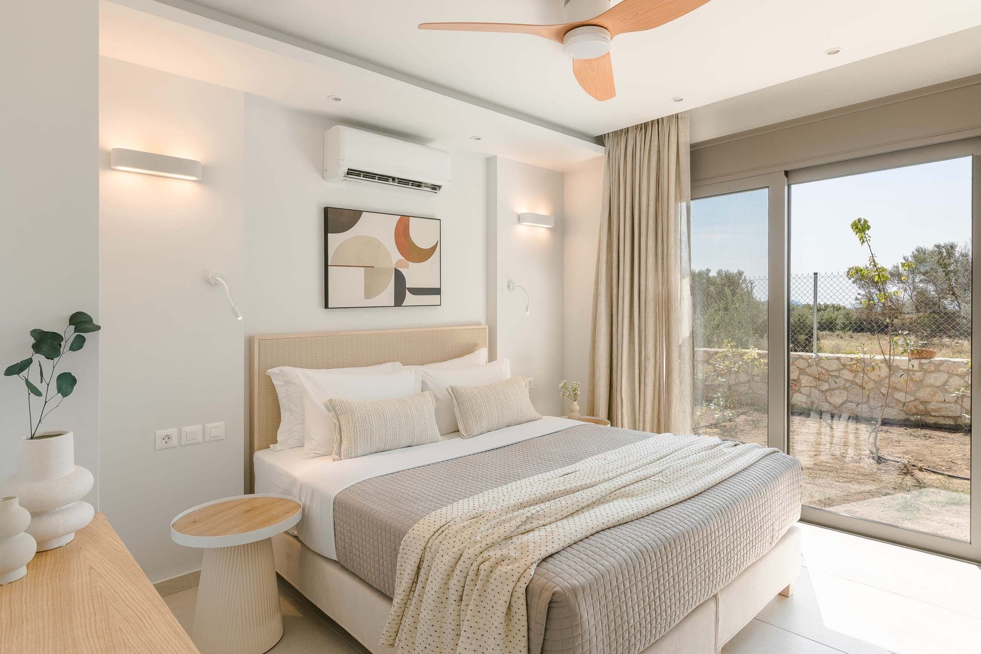 room-types-IONIANTR-TWOBED-0.jpg