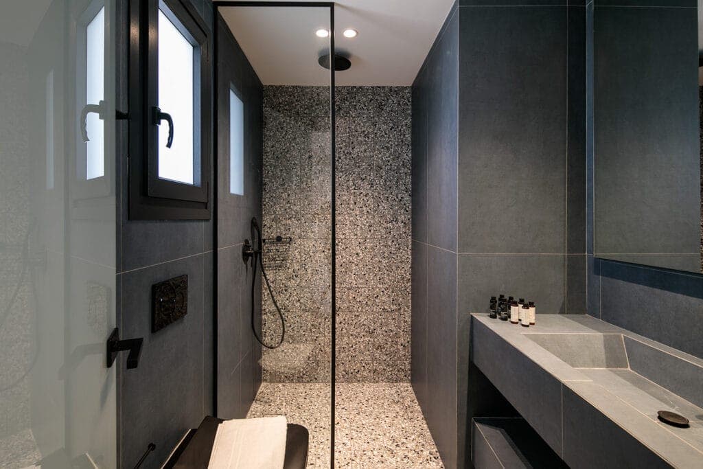 room-types-IPHIMEDEIA-BLUGRE-0.jpg