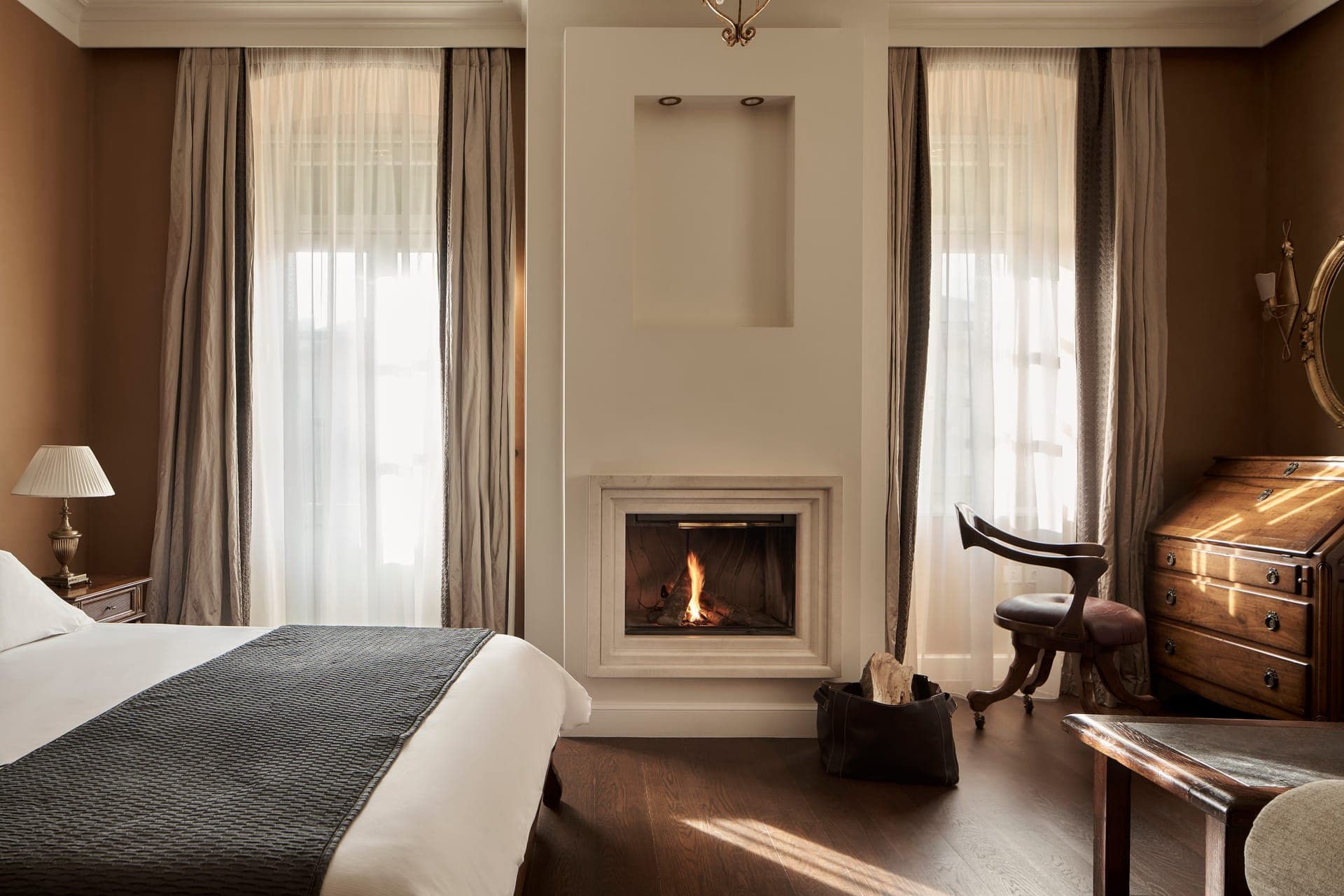 room-types-IPPOLITI-DLX-0.jpg