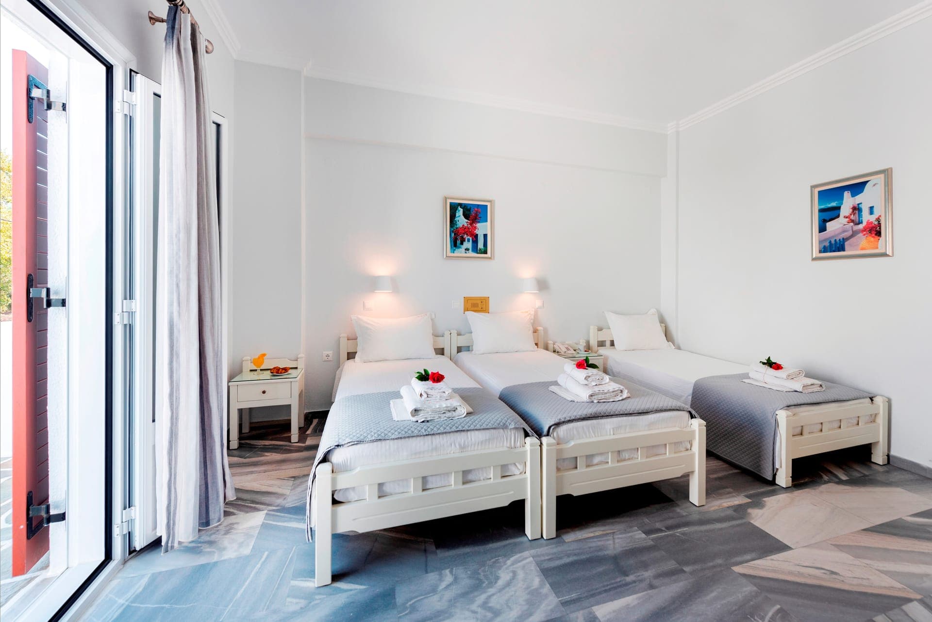 room-types-IRENEPAROS-TRIPLE-0.jpg