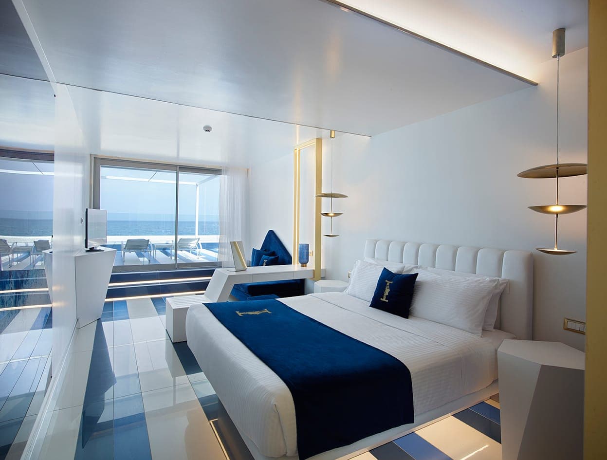 room-types-IRESORTHTL-JUSUSV-0.jpg