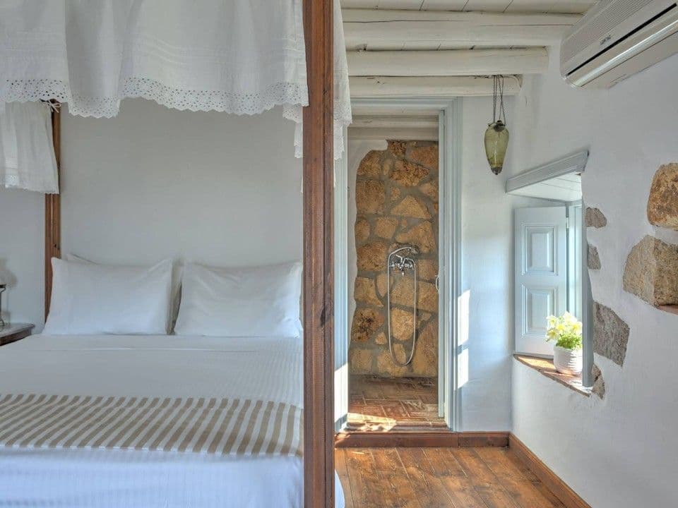 room-types-IRINITH-8-0.jpg