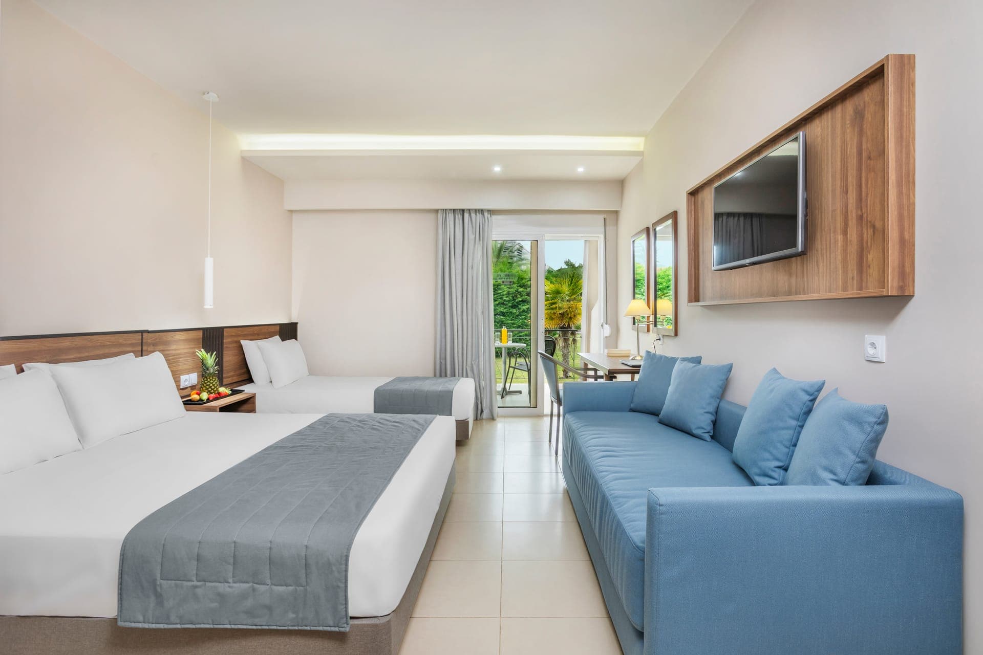 room-types-IRISHOTEL-FAM-0.jpg