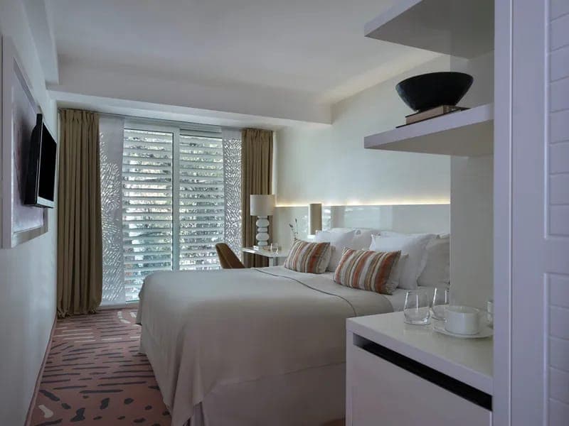 room-types-IVANHOTEL-DBLSS-0.jpg
