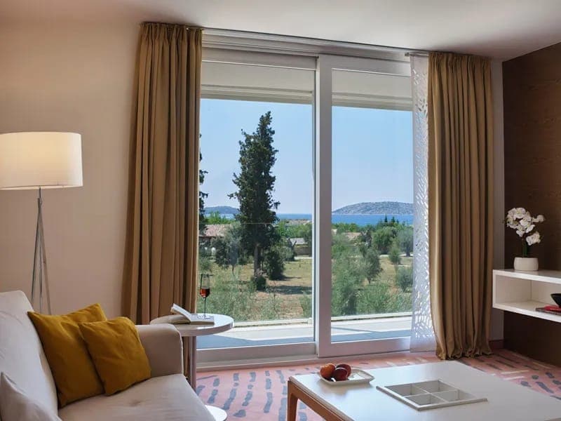 room-types-IVANHOTEL-SSS-0.jpg