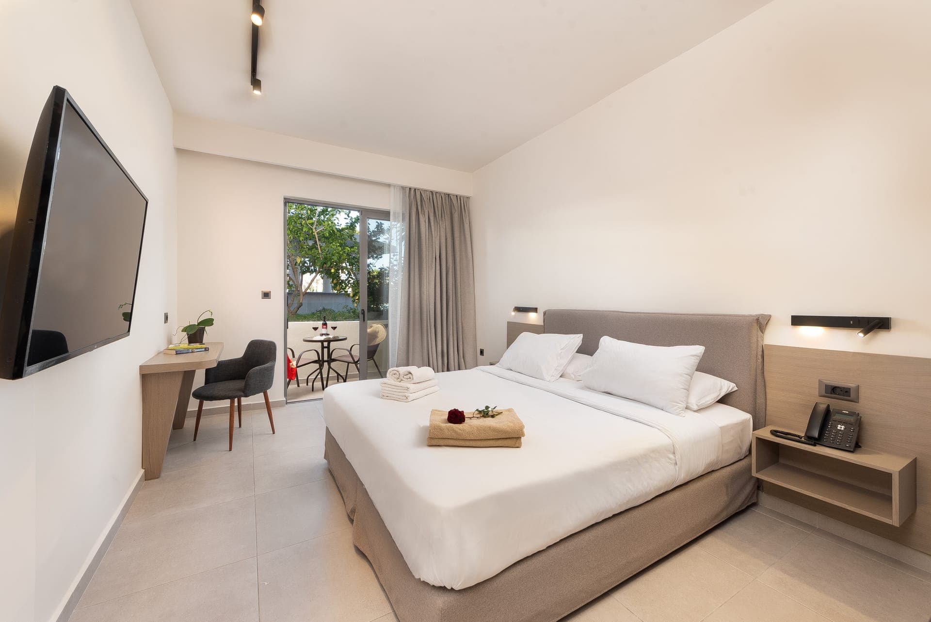 room-types-IXID-LF-0.jpg