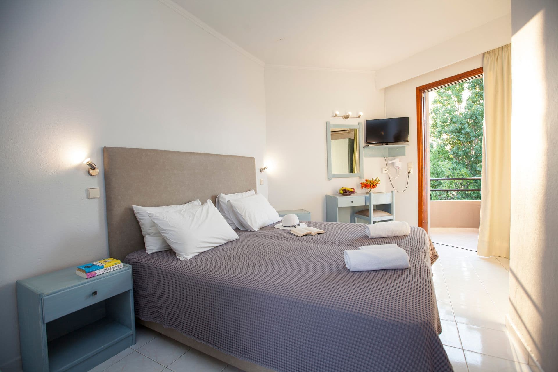 room-types-JOHNMARY-APT-0.jpg