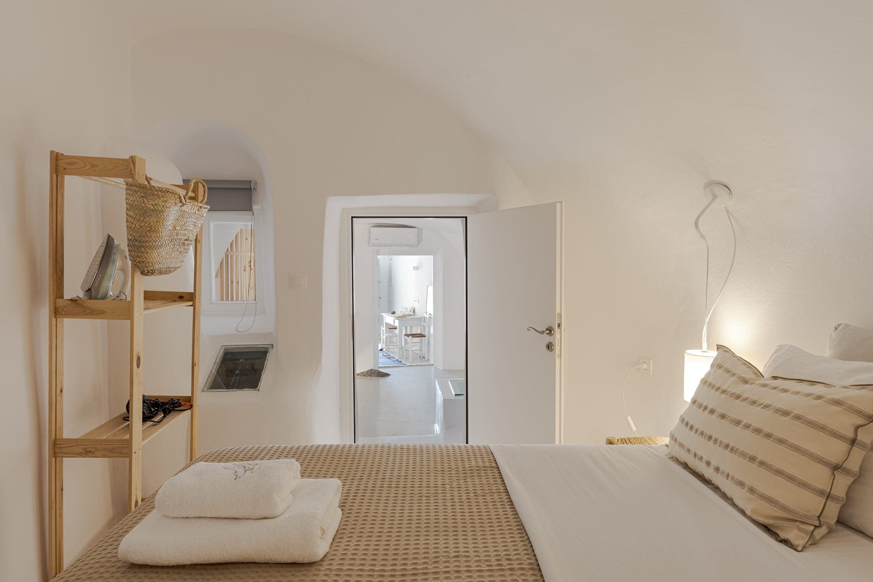 room-types-JUSTBLUE-JBHDTR-0.jpg