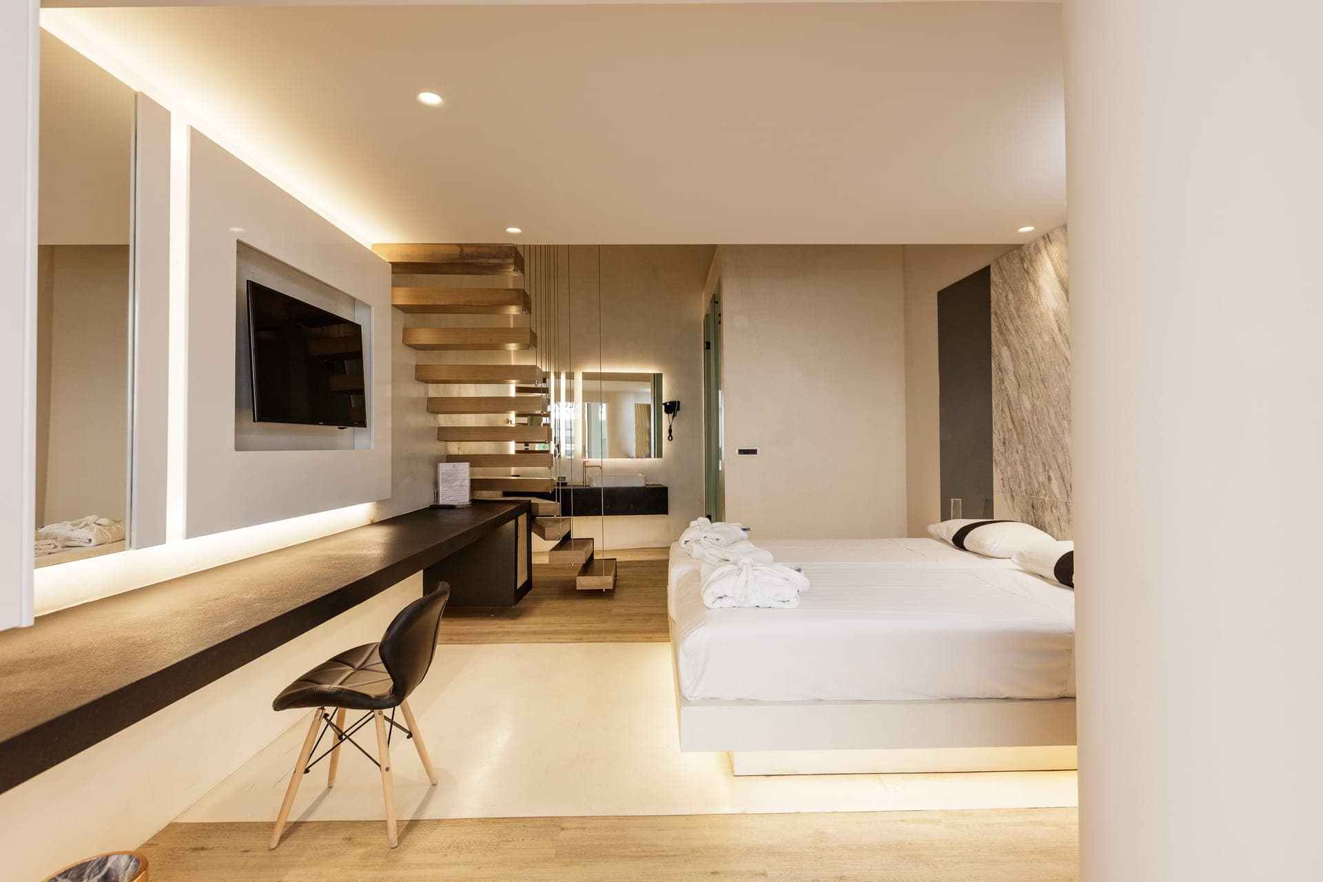 room-types-KAHLUASEAS-SPLIT-0.jpg