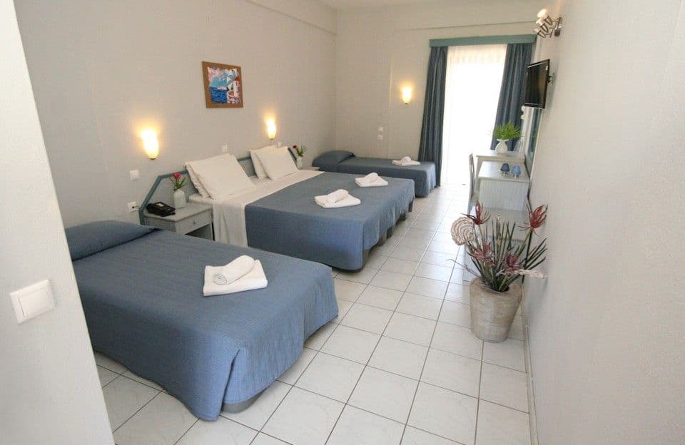 Kalives Resort Chalkidiki - Quatrable Room