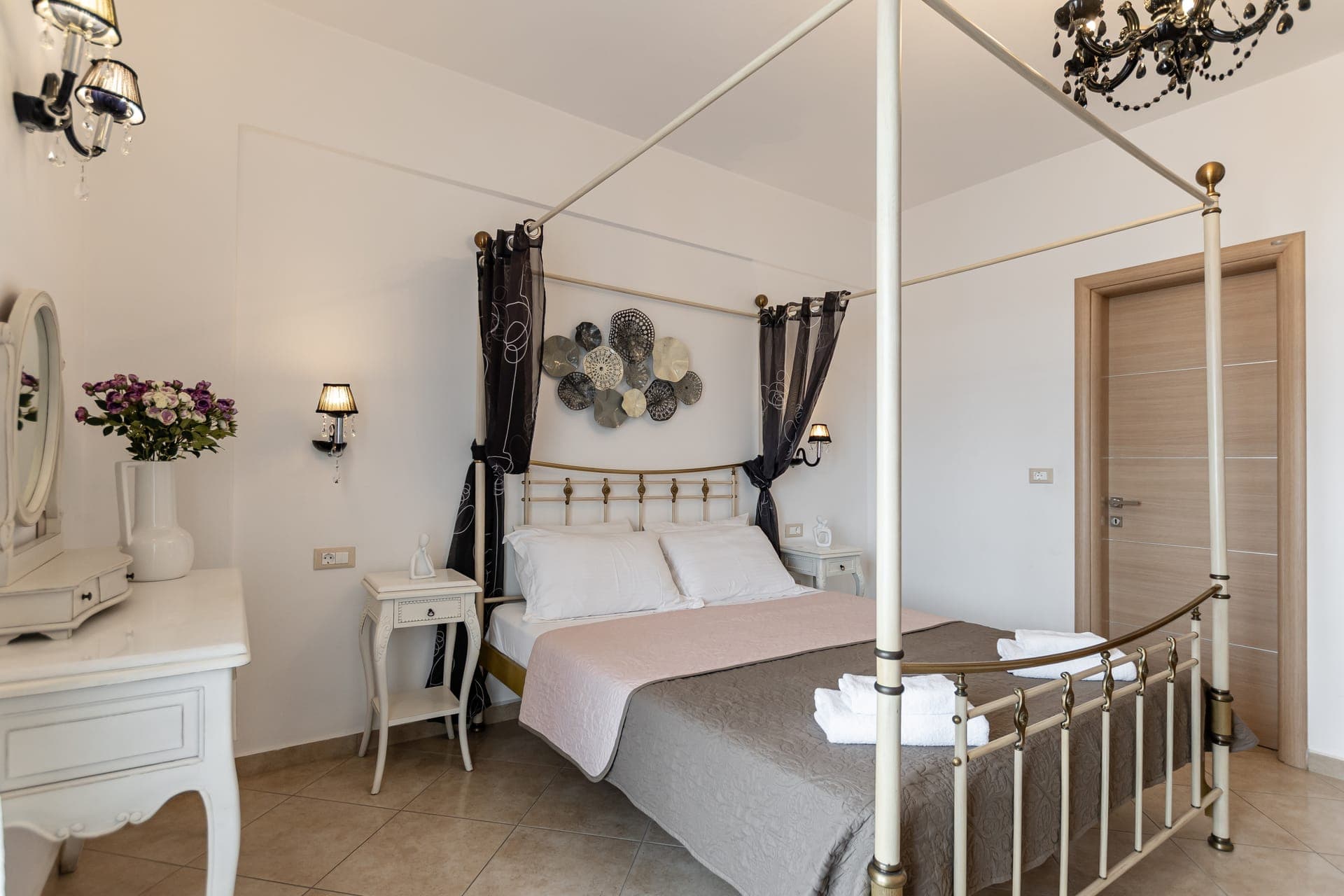 room-types-KALLISTISD-DBLSTF-0.jpg
