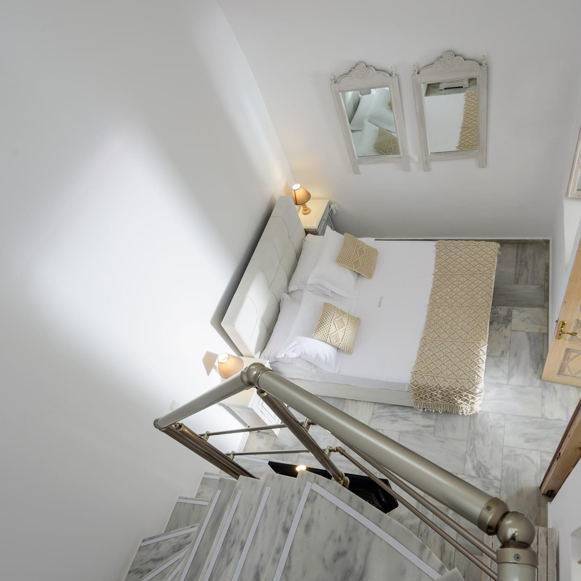 room-types-KALLISTOS-SUITE4-0.jpg