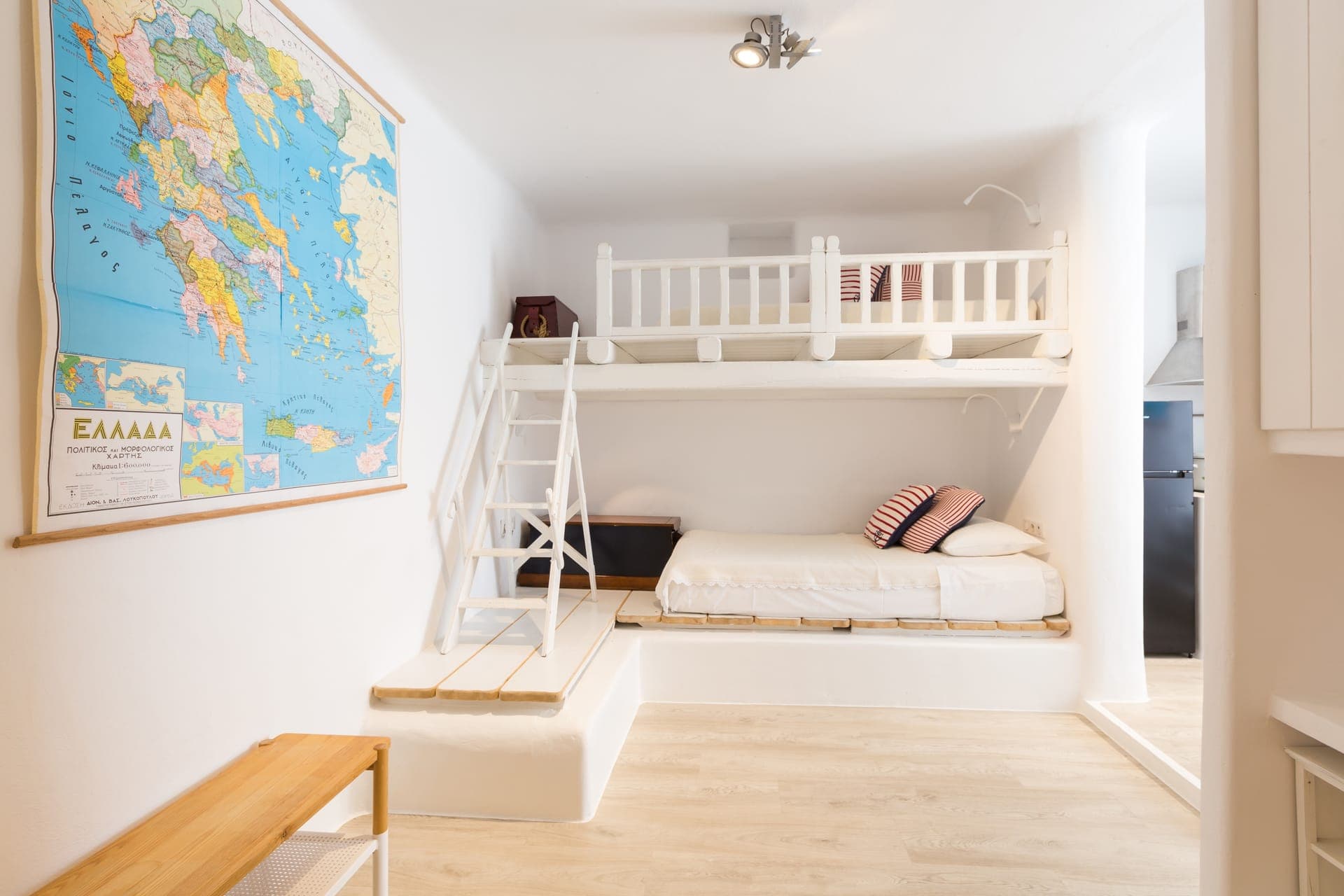room-types-KALLOSNXOS-FAM2RM-0.jpg