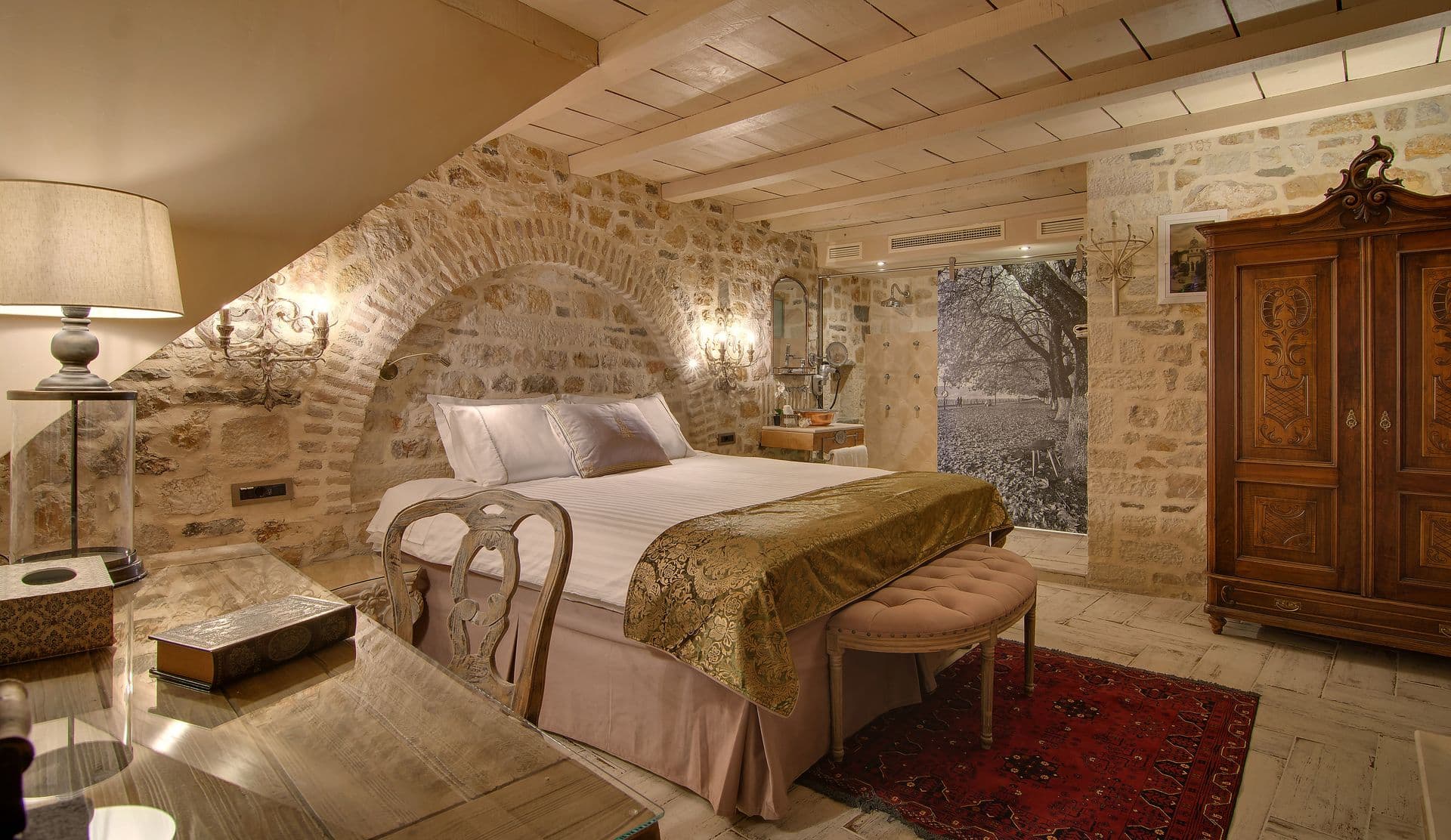 room-types-KAMARESHOT-KINGA-0.jpg
