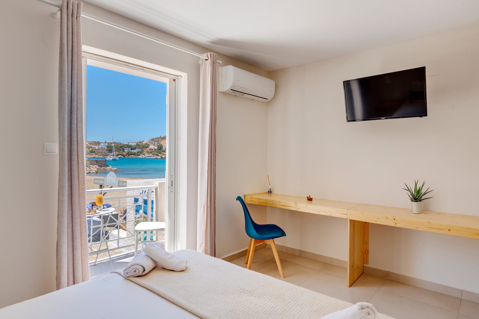 room-types-KAMELO-TRPLSV-0.jpg