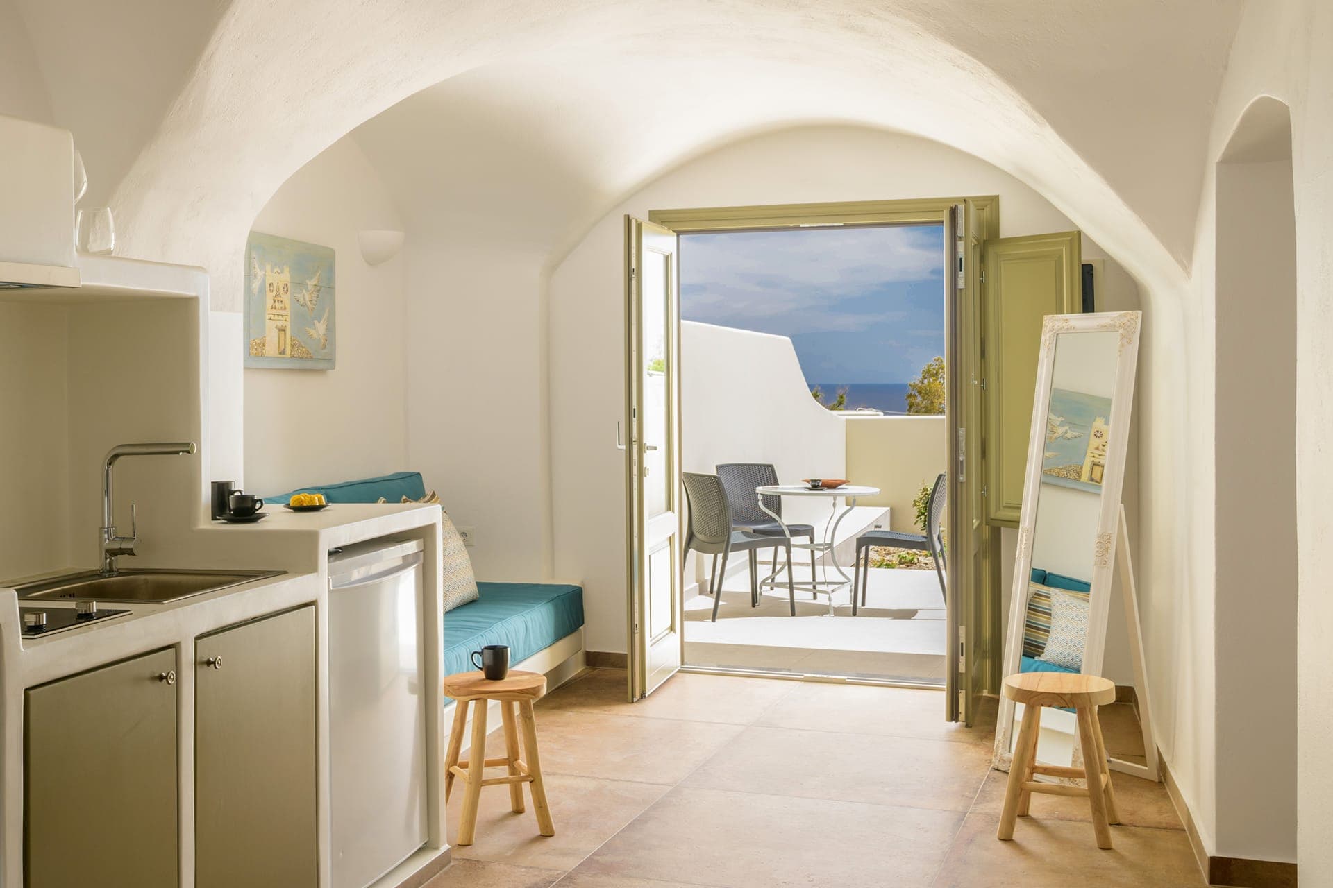 room-types-KAMINIAHHS-DROMOS-0.jpg