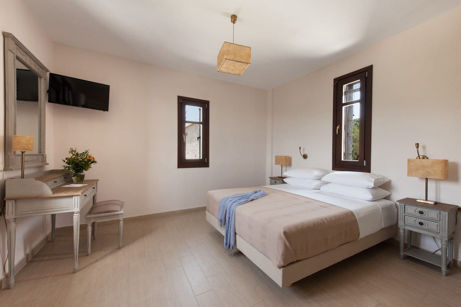 room-types-KAMVILLAS-1-0.jpg