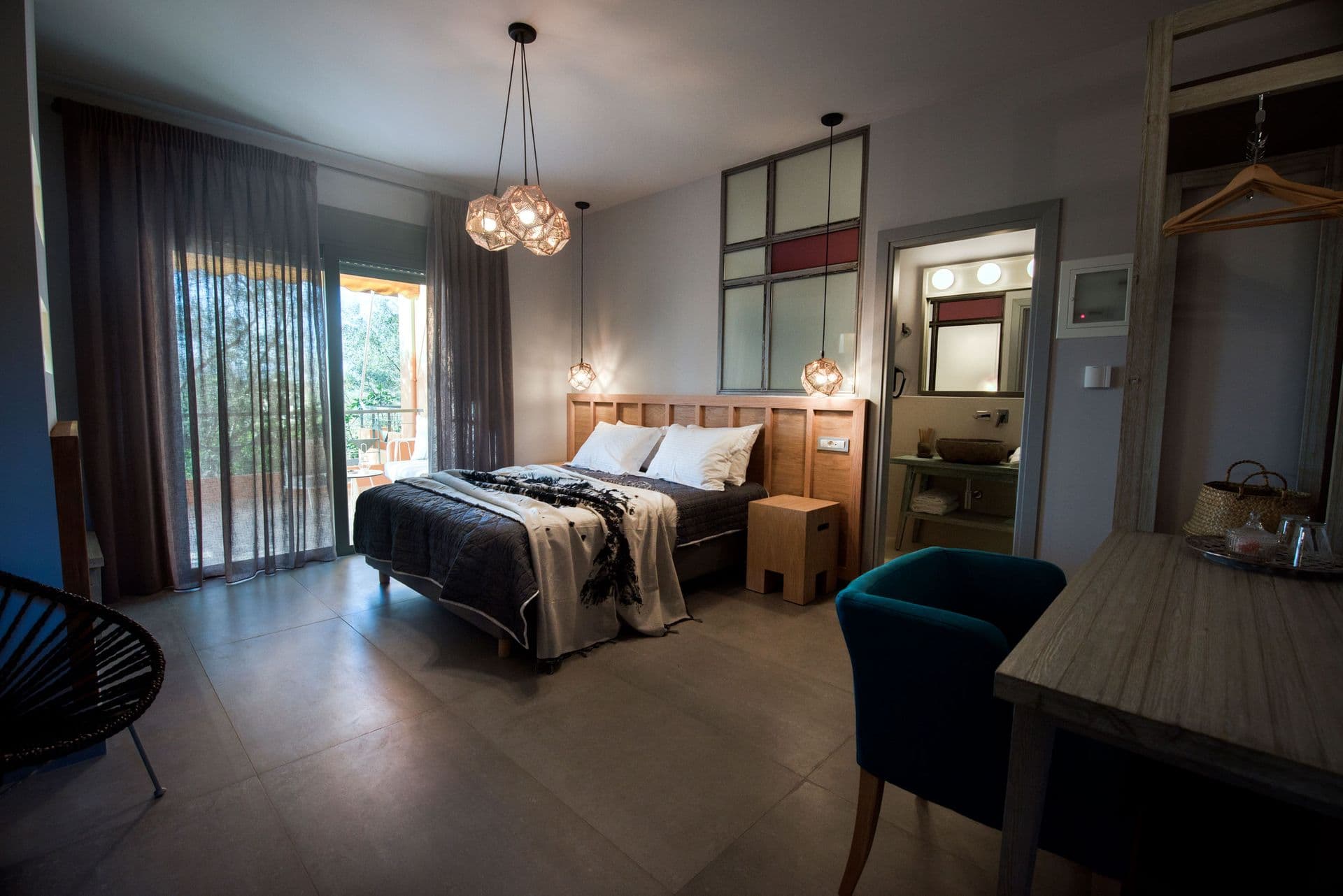 room-types-KANATHPIGI-DLXDBR-0.jpg
