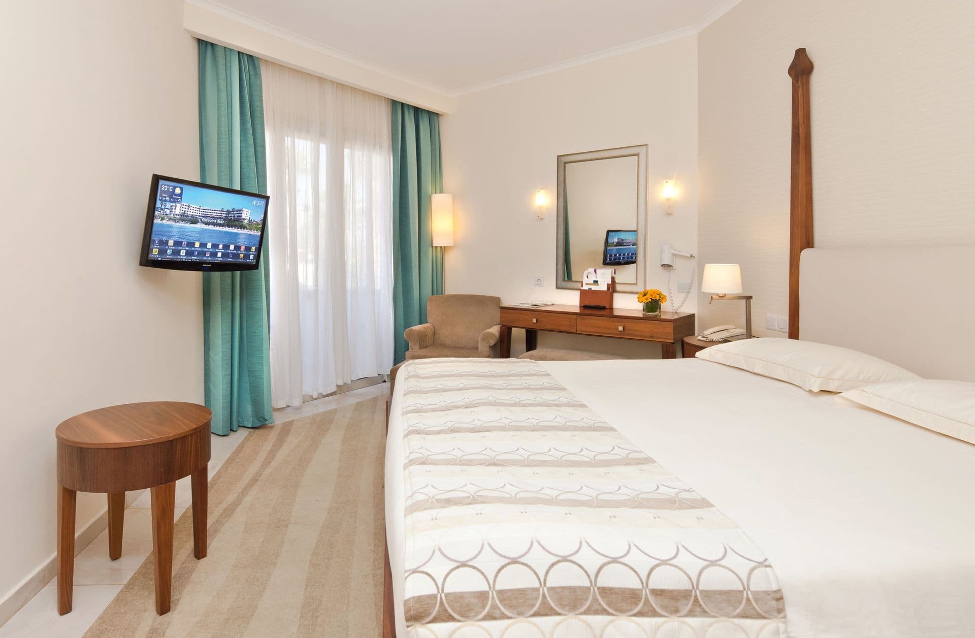 room-types-KANIKA-DLXSS-0.jpg