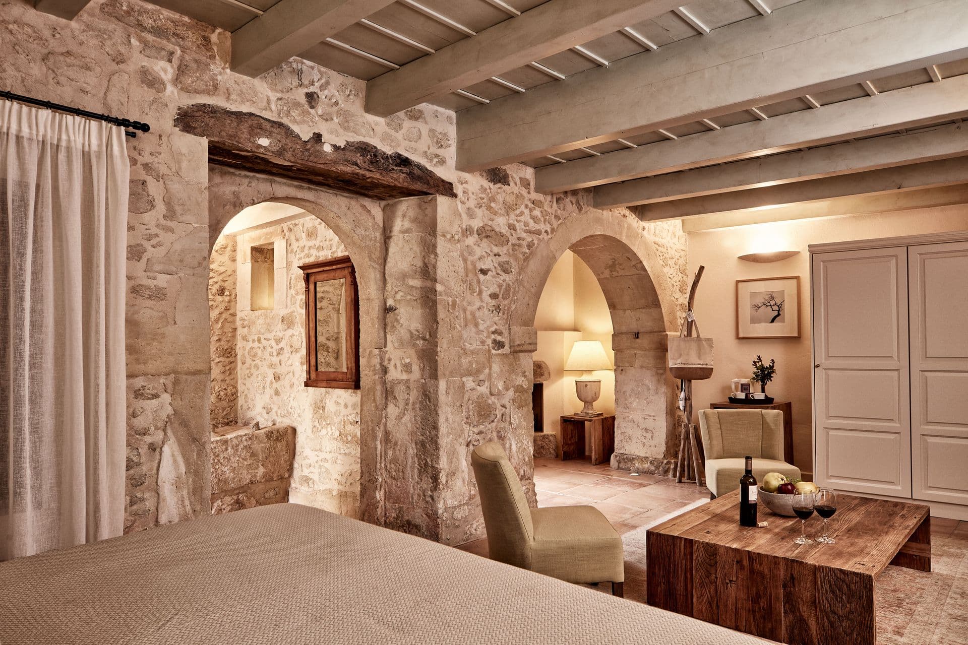 room-types-KAPSALIANA-HJS-0.jpg
