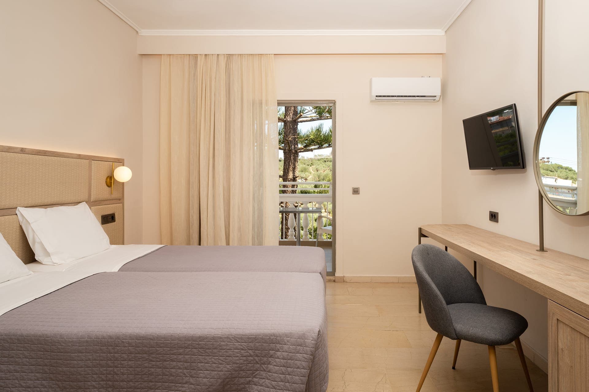 room-types-KARRASGRAN-STDLV-0.jpg