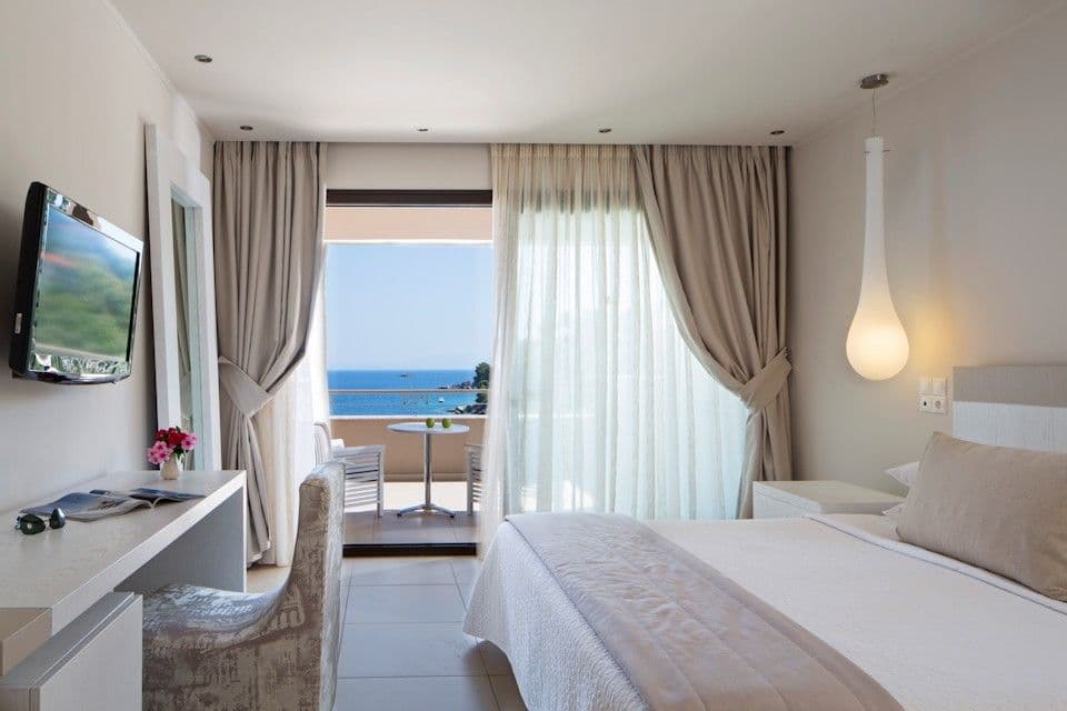 room-types-KASSANDRAB-DELDBL-0.jpg