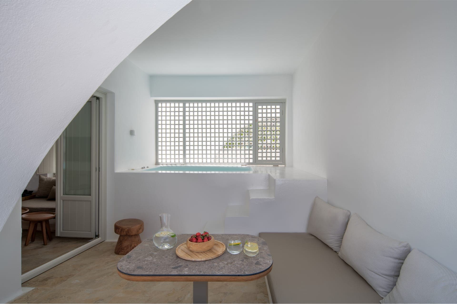 room-types-KASTELLI-LSHT-0.jpg