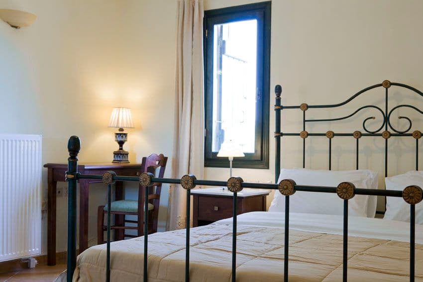 room-types-KASTELLOS-HS6-0.jpg