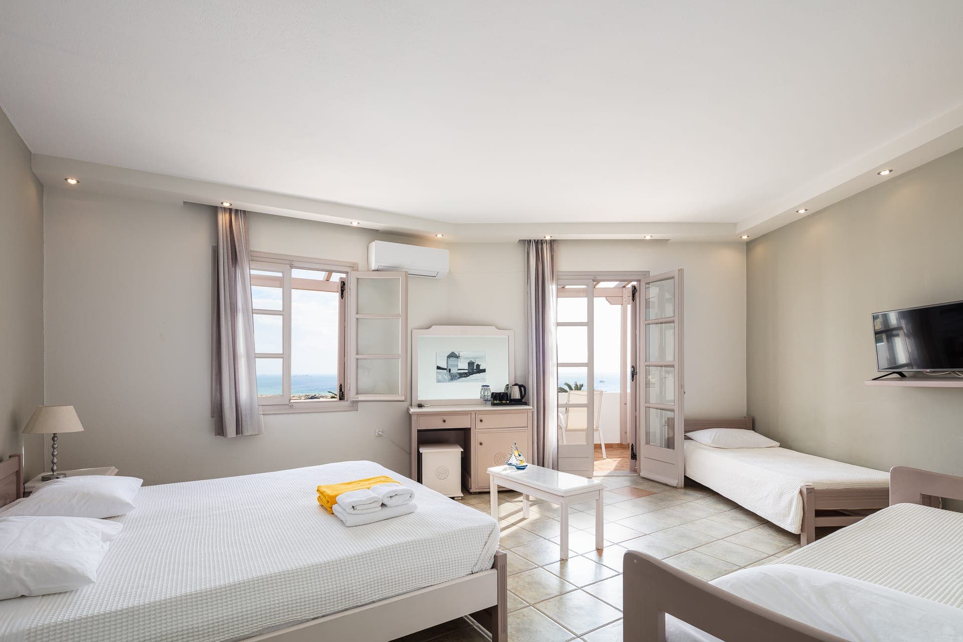room-types-KAVURAS-QUAD-0.jpg