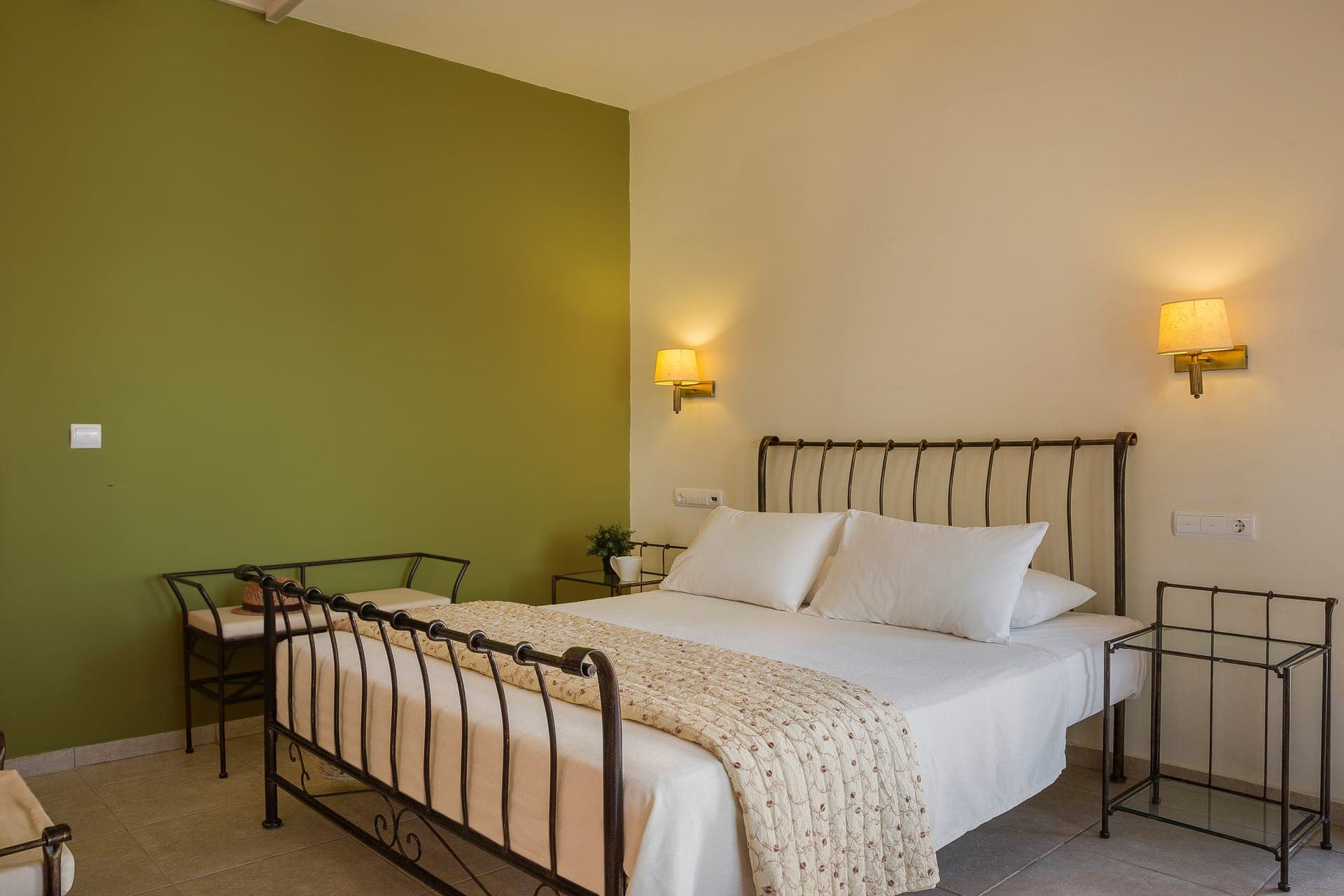 room-types-KEFALBAY-DBL-0.jpg