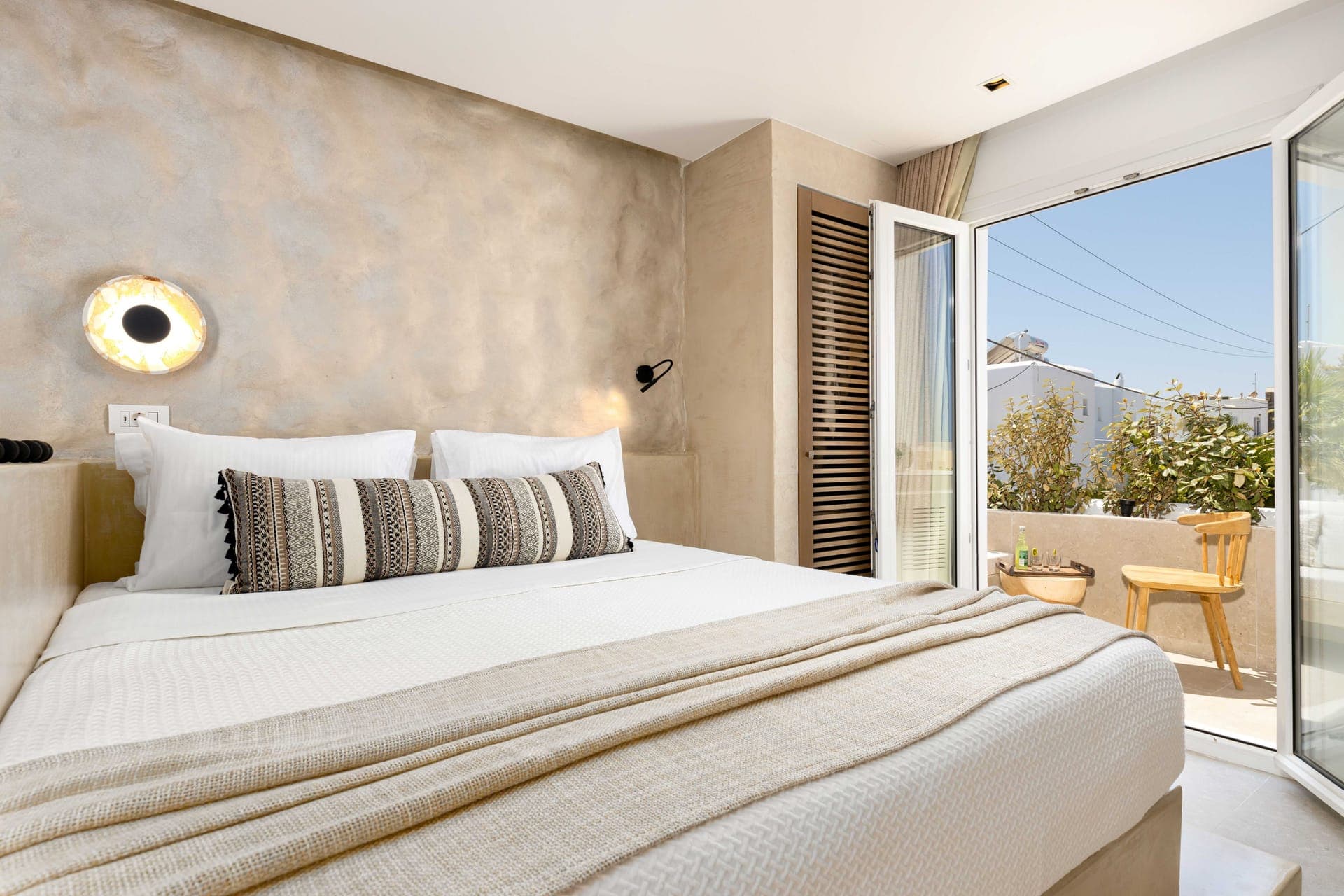 room-types-KELLY-DBLSUP-0.jpg