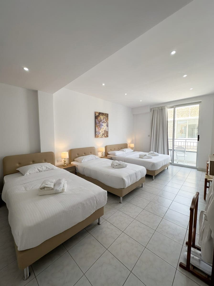 room-types-KENTRIKONH-FS-0.jpg