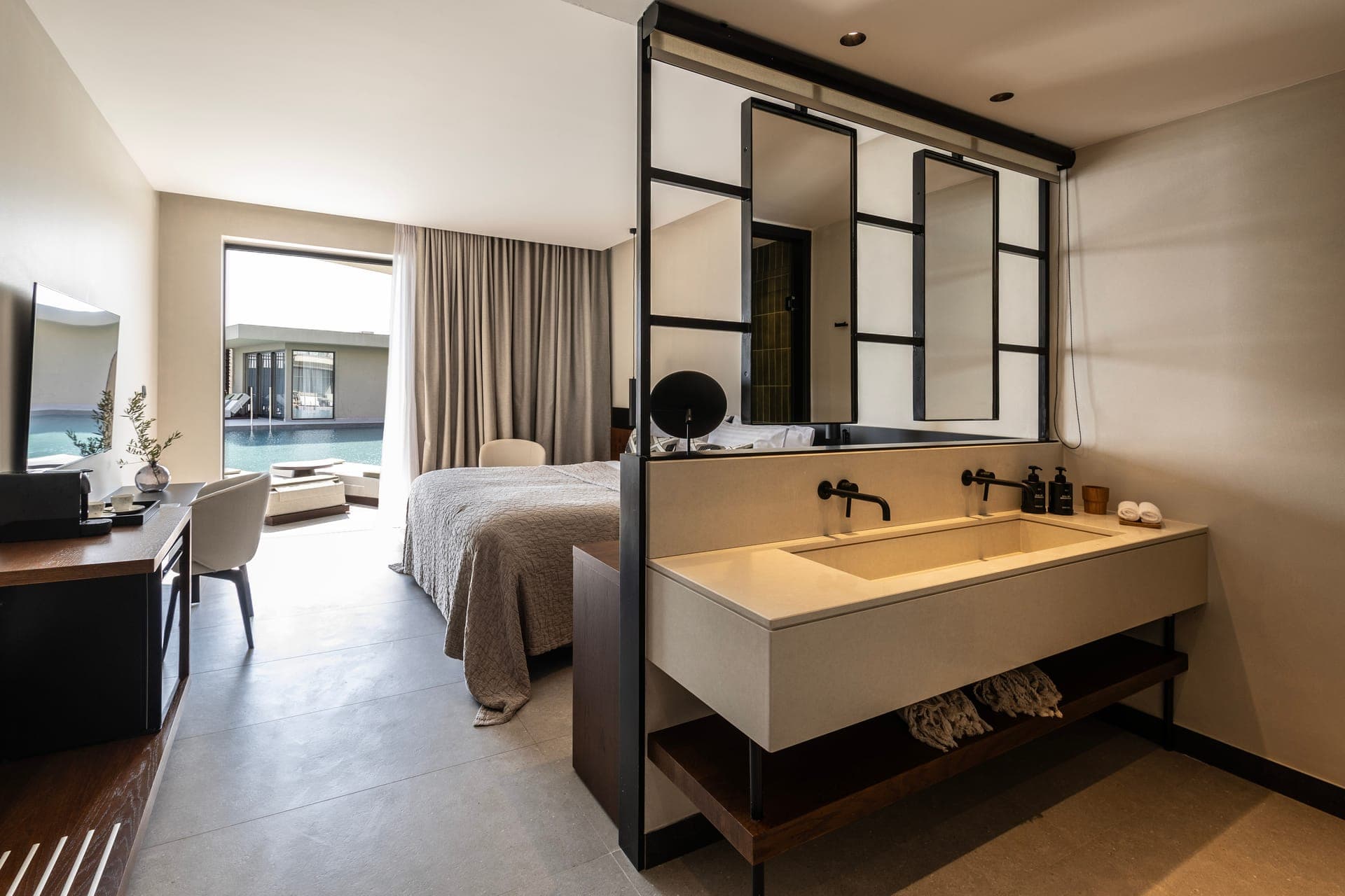 room-types-KINGJASONZ-SUPV-0.jpg