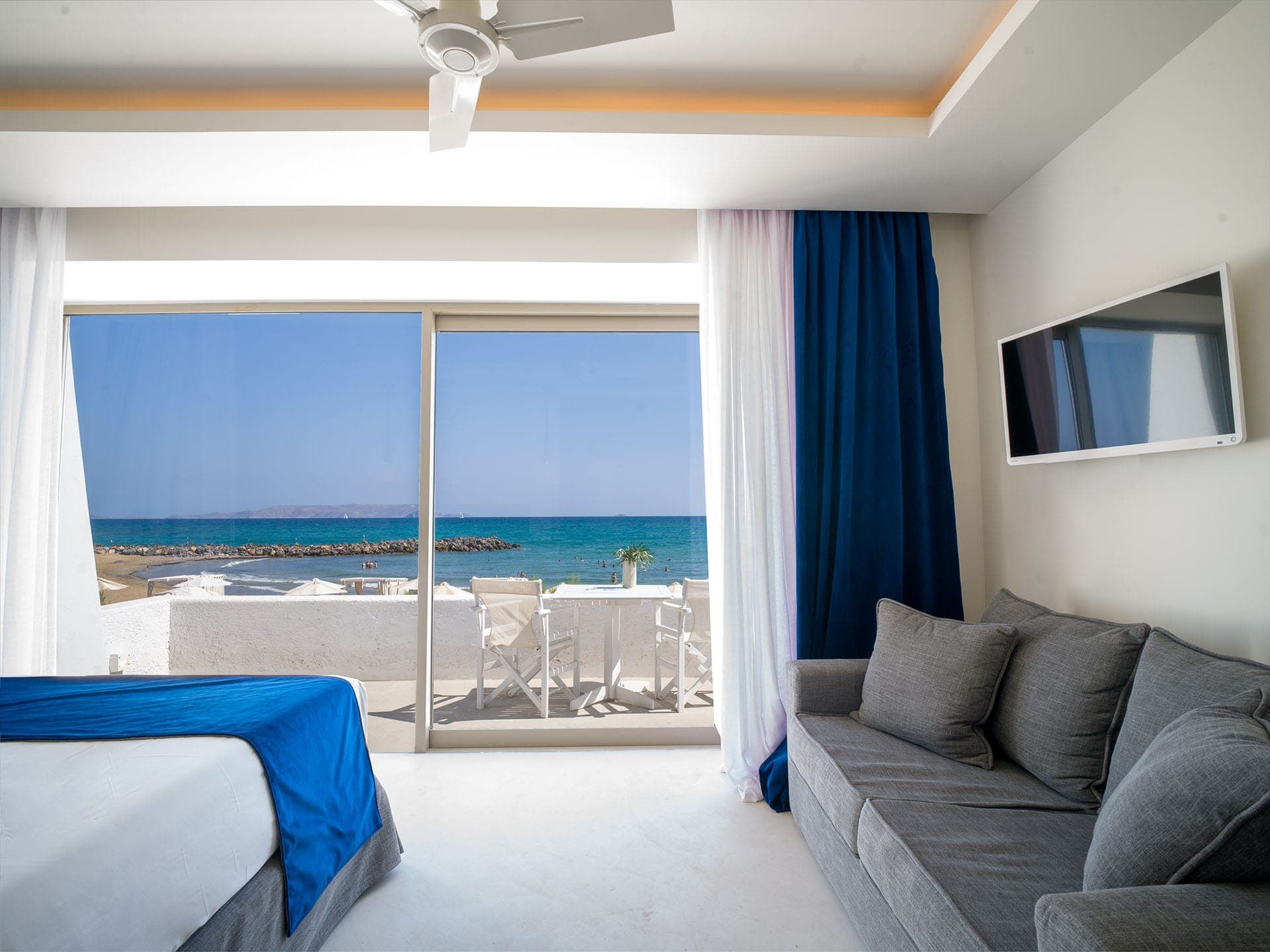 room-types-KNOSSOS-SUIWF-0.jpg