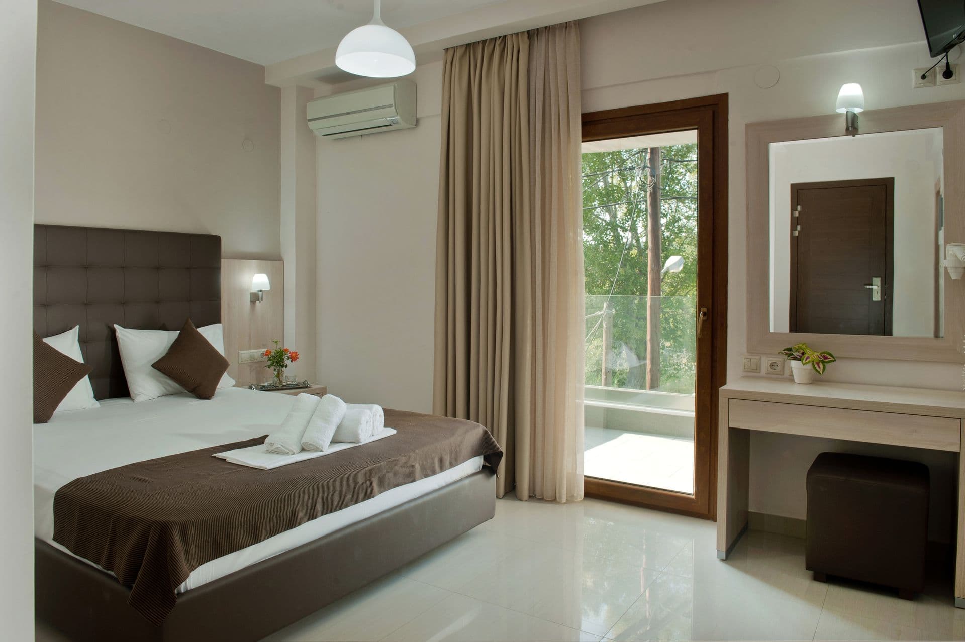 room-types-KOCHILIAPT-STUDIO-0.jpg