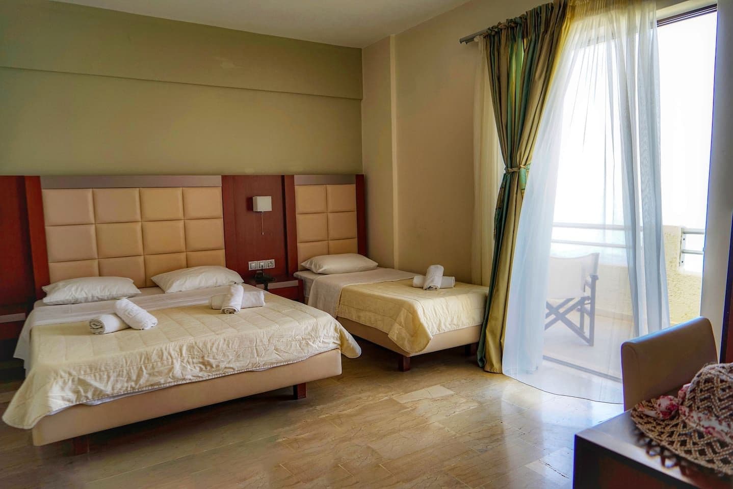 room-types-KOKONIBEAC-PRTRPS-0.jpg