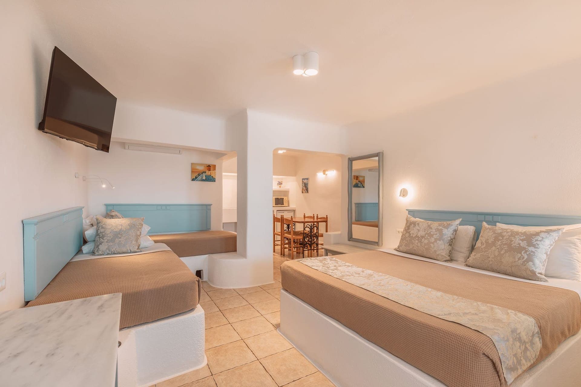 room-types-KONSTANTIN-STU4-0.jpg