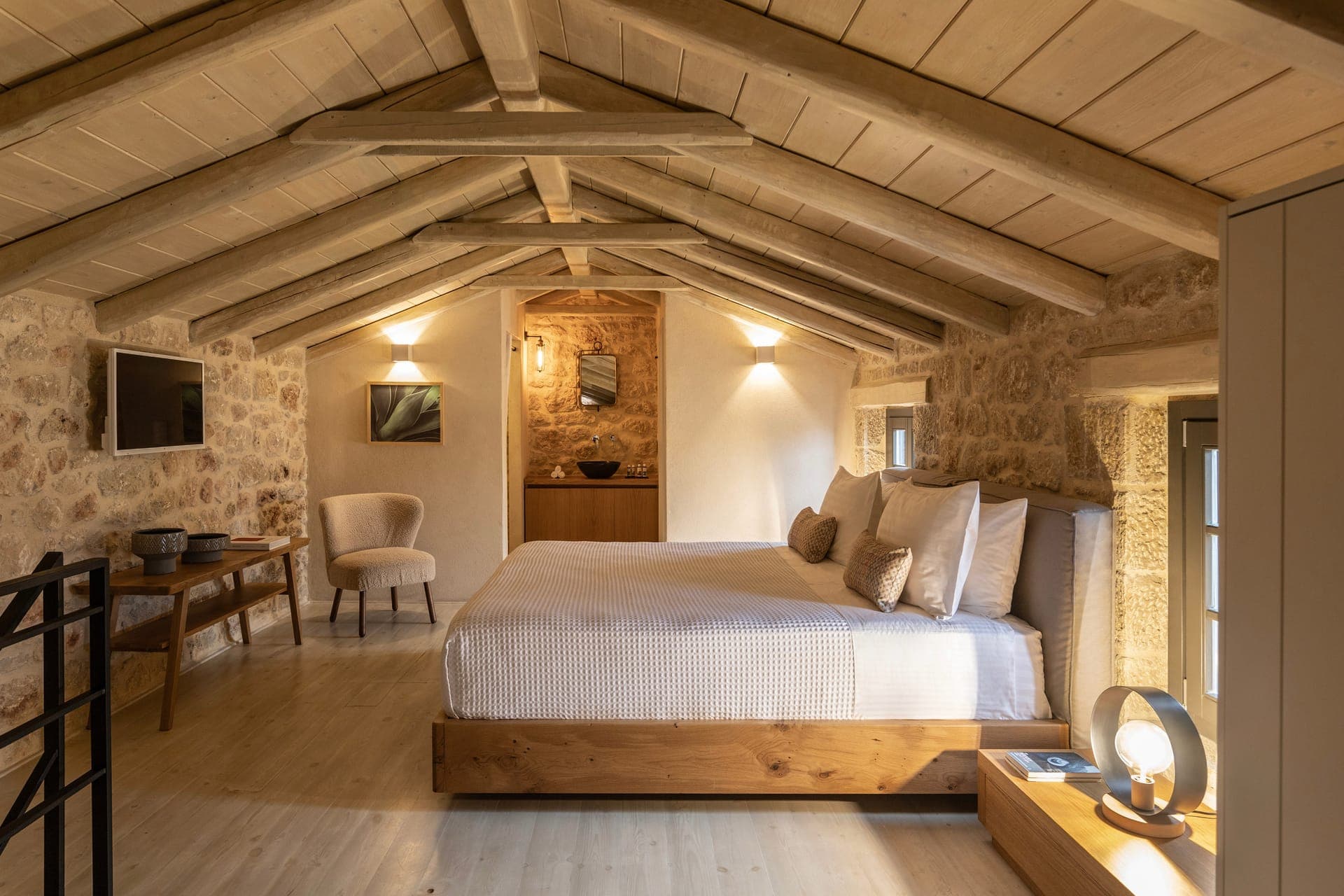 room-types-KORONA-EXEC-0.jpg