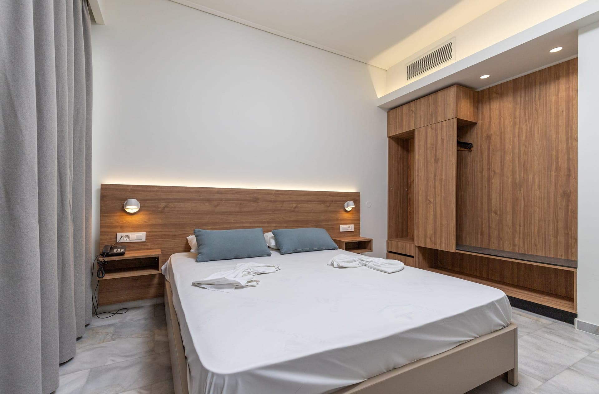 room-types-KOSTBEACH-2BDASV-0.jpg